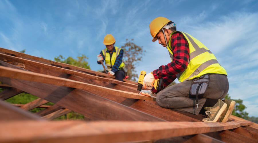 Professional Flat Roofing Installation services in Lowell, WI